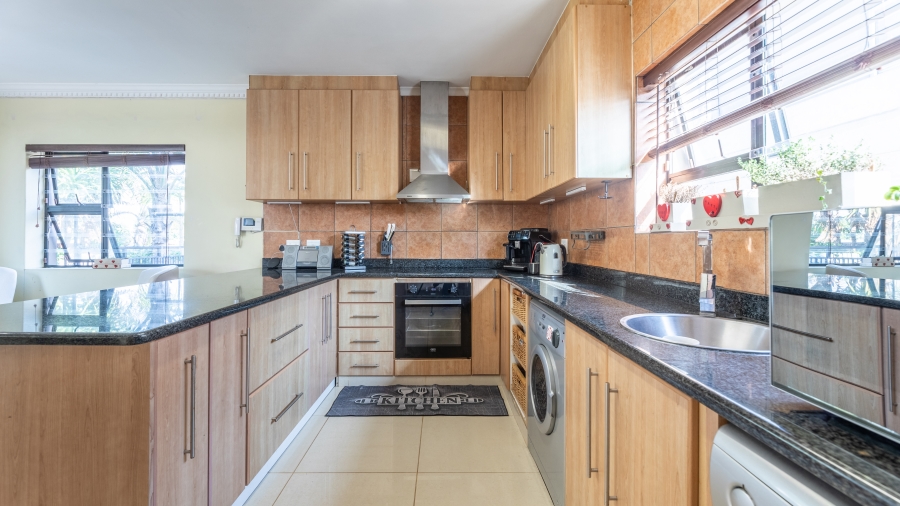 4 Bedroom Property for Sale in West Beach Western Cape